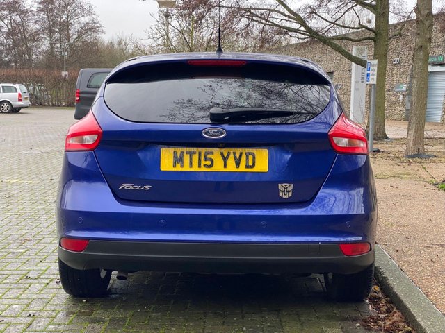 2015 FORD FOCUS 1.0T EcoBoost Zetec Hatchback 5dr Petrol Manual Euro 6 (s/s) (125 ps) - Photo 8