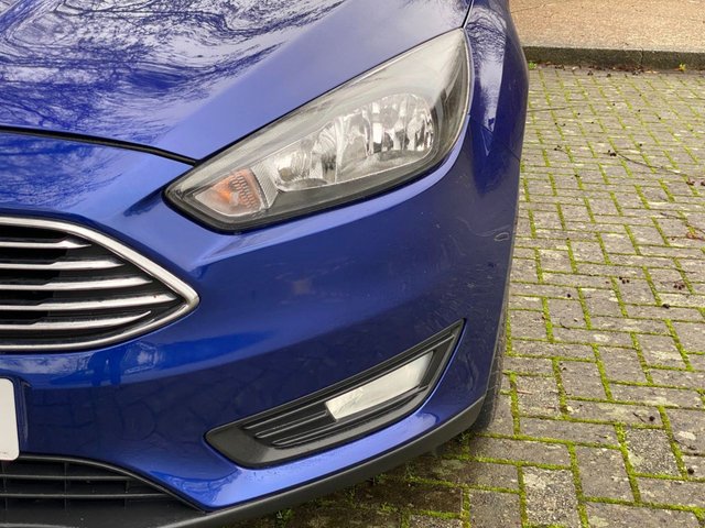 2015 FORD FOCUS 1.0T EcoBoost Zetec Hatchback 5dr Petrol Manual Euro 6 (s/s) (125 ps) - Photo 11