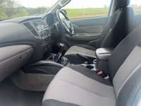 USED 2019 69 MITSUBISHI L200 2.4 DI-D DC 4Life Pickup Double Cab 4dr Diesel Manual 4WD Euro 6 (s/s) (154 ps) 
