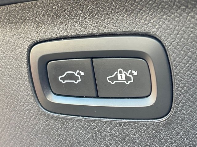 2019 VOLVO XC90 - Photo 12