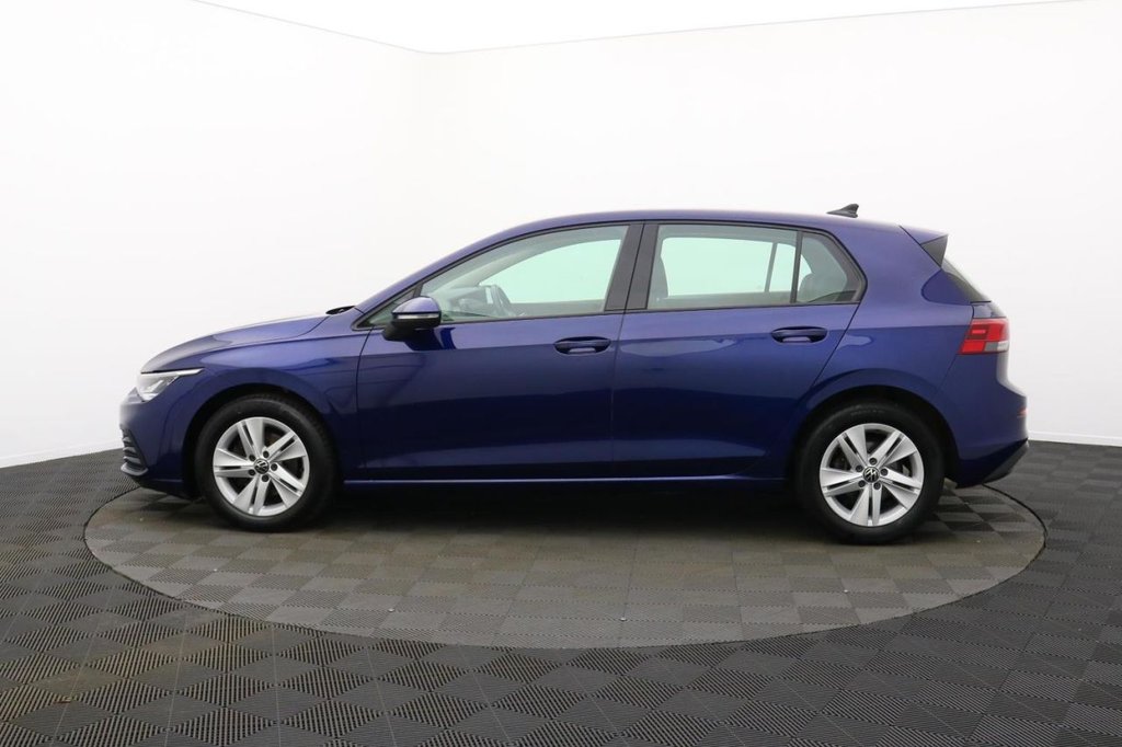 USED 2021 21 VOLKSWAGEN GOLF 1.5 TSI Life Hatchback 5dr Petrol Manual Euro 6 (s/s) (150 ps) Sat Nav Apple Car Play