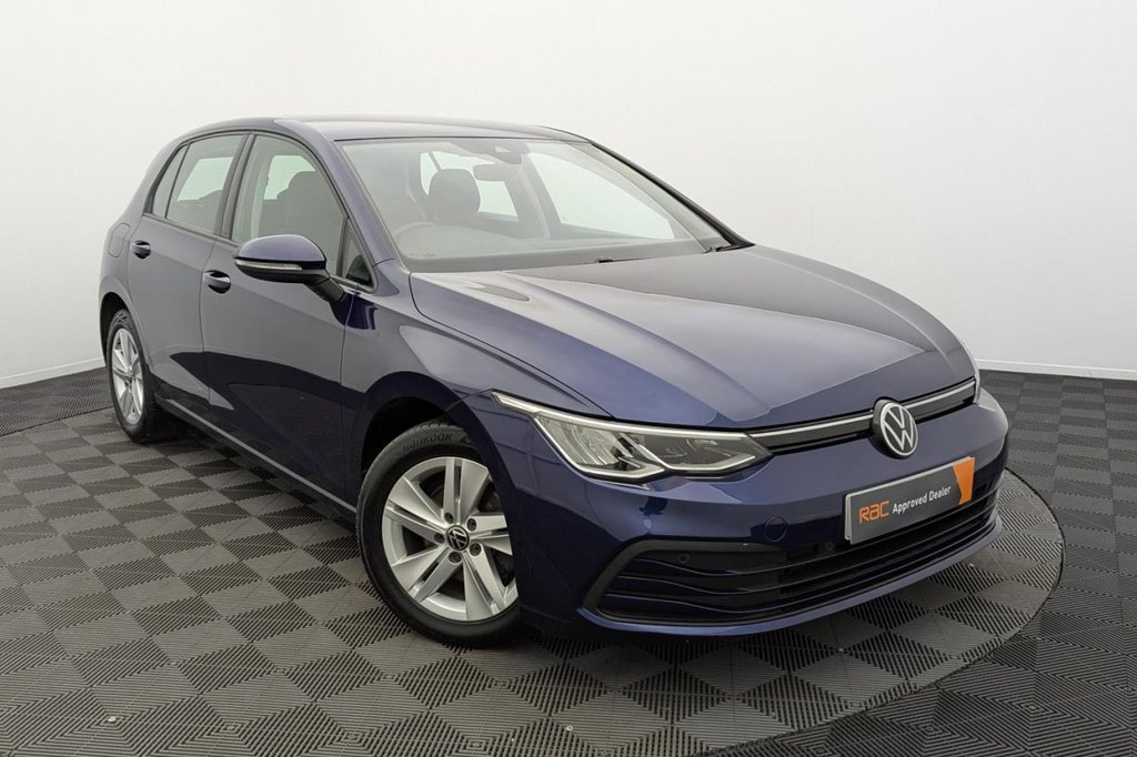 USED 2021 21 VOLKSWAGEN GOLF 1.5 TSI Life Hatchback 5dr Petrol Manual Euro 6 (s/s) (150 ps) Sat Nav Apple Car Play
