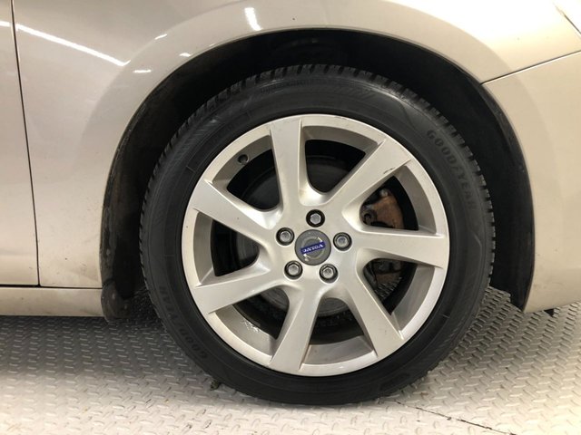 2015 Volvo V60 2L SE Lux 5dr - Photo 10
