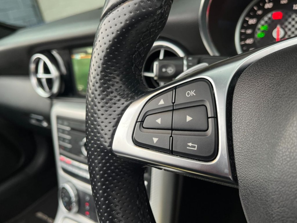 USED 2017 67 MERCEDES-BENZ SLC 2.0 SLC200 AMG Line Convertible 2dr Petrol G-Tronic Euro 6 (s/s) (184 ps) 