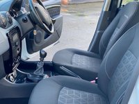 USED 2015 65 DACIA DUSTER 1.5 dCi Laureate SUV 5dr Diesel Manual 4WD Euro 5 (110 ps) 4x4