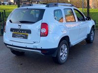 USED 2015 65 DACIA DUSTER 1.5 dCi Laureate SUV 5dr Diesel Manual 4WD Euro 5 (110 ps) 4x4
