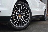 USED 2018 18 PORSCHE CAYENNE 3.0T V6 SUV 5dr Petrol TiptronicS 4WD Euro 6 (s/s) (340 ps) PAN ROOF / 1 OWNER / AIR SUSP