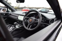 USED 2018 18 PORSCHE CAYENNE 3.0T V6 SUV 5dr Petrol TiptronicS 4WD Euro 6 (s/s) (340 ps) PAN ROOF / 1 OWNER / AIR SUSP