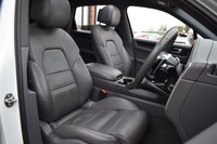 USED 2018 18 PORSCHE CAYENNE 3.0T V6 SUV 5dr Petrol TiptronicS 4WD Euro 6 (s/s) (340 ps) PAN ROOF / 1 OWNER / AIR SUSP