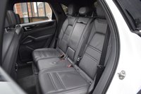 USED 2018 18 PORSCHE CAYENNE 3.0T V6 SUV 5dr Petrol TiptronicS 4WD Euro 6 (s/s) (340 ps) PAN ROOF / 1 OWNER / AIR SUSP