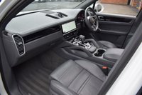 USED 2018 18 PORSCHE CAYENNE 3.0T V6 SUV 5dr Petrol TiptronicS 4WD Euro 6 (s/s) (340 ps) PAN ROOF / 1 OWNER / AIR SUSP