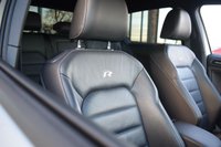 USED 2017 17 VOLKSWAGEN GOLF 2.0 TSI BlueMotion Tech R Hatchback 3dr Petrol DSG 4Motion Euro 6 (s/s) (310 ps) DYNAUDIO / LEATHER / PRO NAV