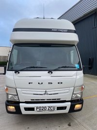 USED 2020 20 FUSO CANTER MITSUBISHI CANTER FUSO 7.5 TONNE FLATBED WITH SLEEPER POD AND TUCK AWAY TAIL LIFT 
