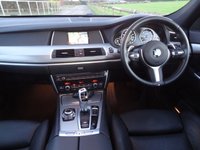 USED 2016 16 BMW 5 SERIES GRAN TURISMO 2.0 520d M Sport GT 5dr Diesel Auto Euro 6 (s/s) (184 ps) GLASS PANORAMIC SUNROOF 