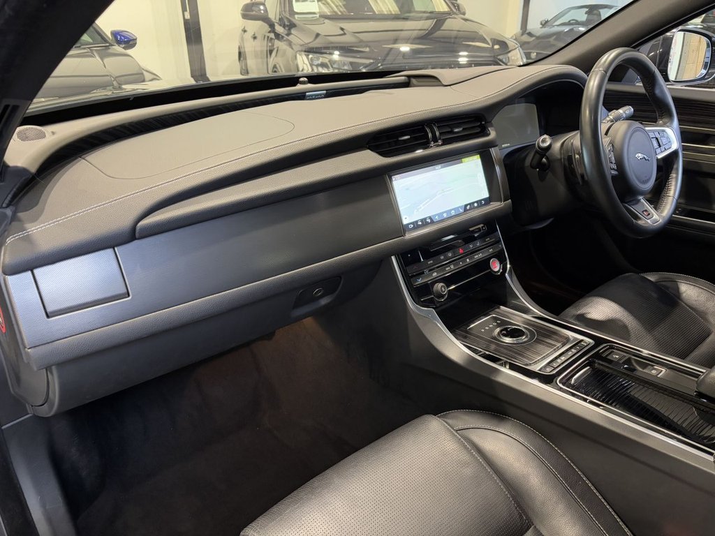 USED 2016 66 JAGUAR XF 3.0 V6 S Saloon 4dr Petrol Auto Euro 6 (s/s) (380 ps) 1 OWNER | 2 YEAR WARRANTY