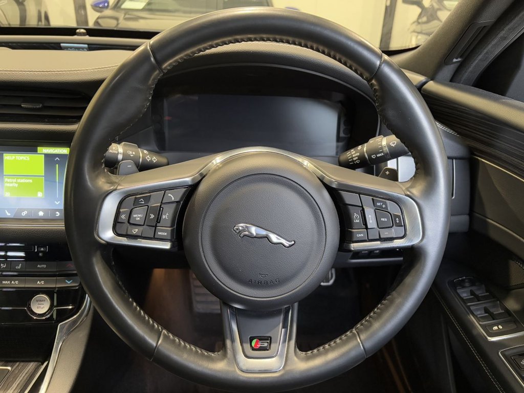 USED 2016 66 JAGUAR XF 3.0 V6 S Saloon 4dr Petrol Auto Euro 6 (s/s) (380 ps) 1 OWNER | 2 YEAR WARRANTY
