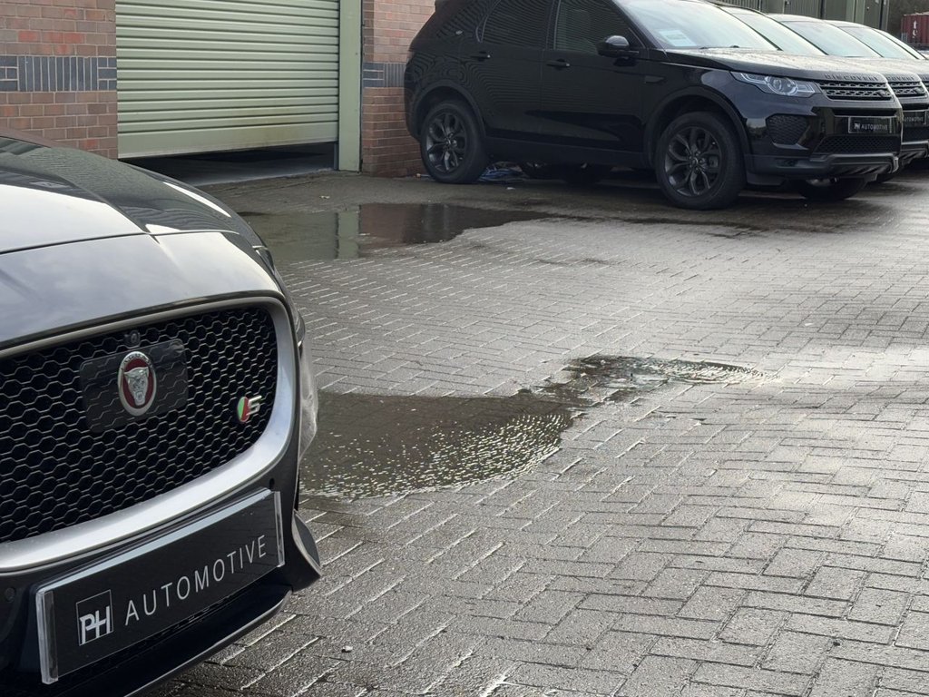 USED 2016 66 JAGUAR XF 3.0 V6 S Saloon 4dr Petrol Auto Euro 6 (s/s) (380 ps) 1 OWNER | 2 YEAR WARRANTY