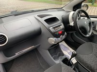 USED 2012 12 PEUGEOT 107 1.0 12V Sportium Hatchback 3dr Petrol Manual Euro 5 (68 ps) IDEAL 1ST CAR / LEARNER CAR - LOW INSURNCE GROUP - ONLY &pound;20 PER YEAR ROAD TAX - 2012 SPORTIUM 'LIMITED EDITION' - AUTO TRADER RETAIL RATING 88/100 DESIRABLE