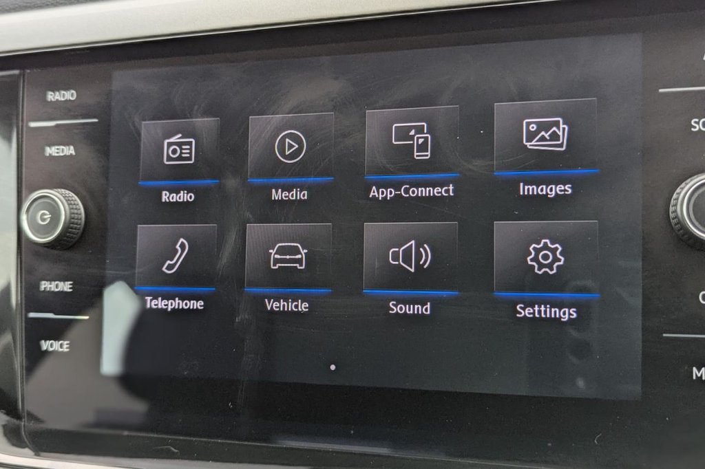 USED 2018 18 VOLKSWAGEN POLO 1.0 SE Hatchback 5dr Petrol Manual Euro 6 (s/s) (65 ps) Apple Car Play Cruise Control