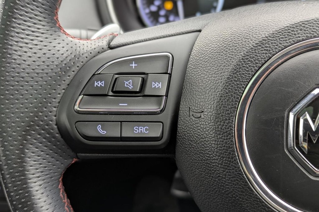 USED 2021 21 MG MG HS 1.5 T-GDI Exclusive SUV 5dr Petrol DCT Euro 6 (s/s) (162 ps) Sat Nav Leather Interior