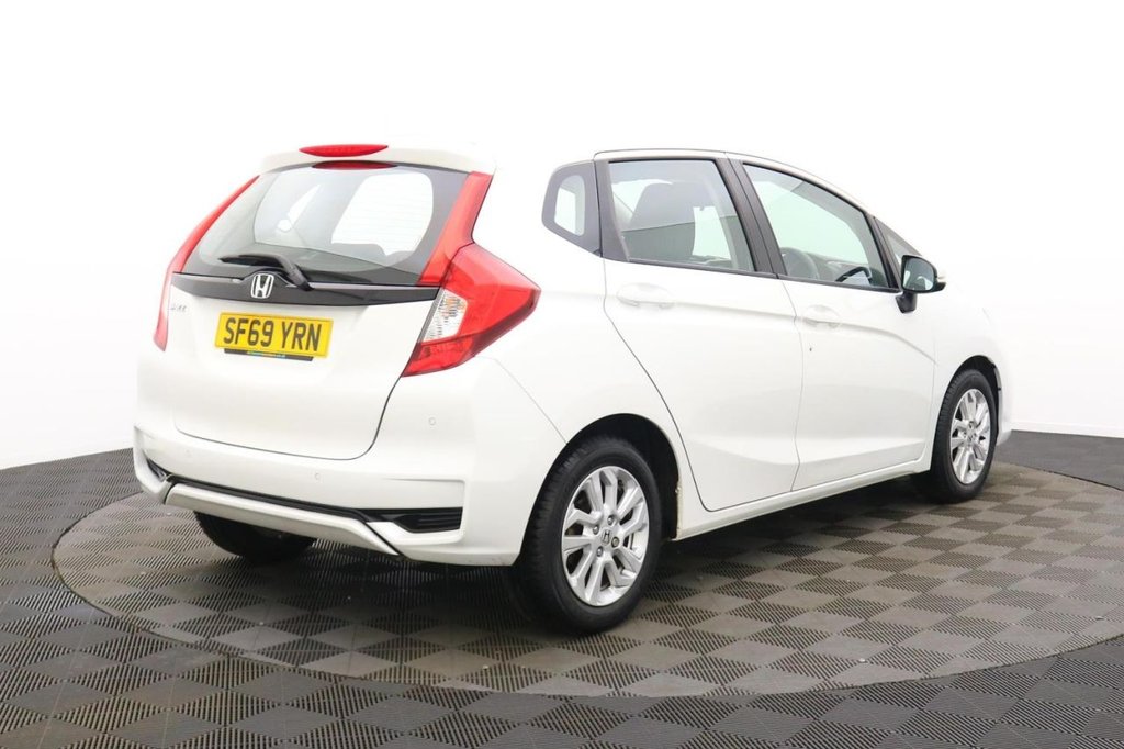 USED 2019 69 HONDA JAZZ 1.3 i-VTEC SE Hatchback 5dr Petrol CVT Euro 6 (s/s) (102 ps) Cruise Control DAB