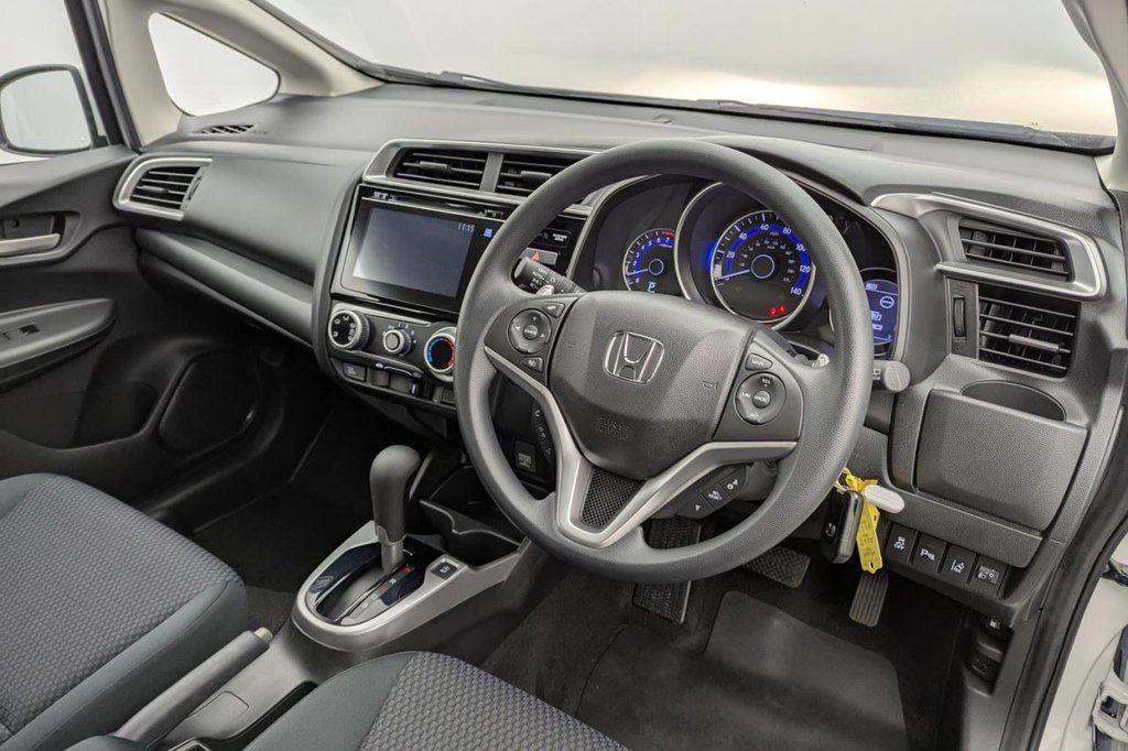 USED 2019 69 HONDA JAZZ 1.3 i-VTEC SE Hatchback 5dr Petrol CVT Euro 6 (s/s) (102 ps) Cruise Control DAB