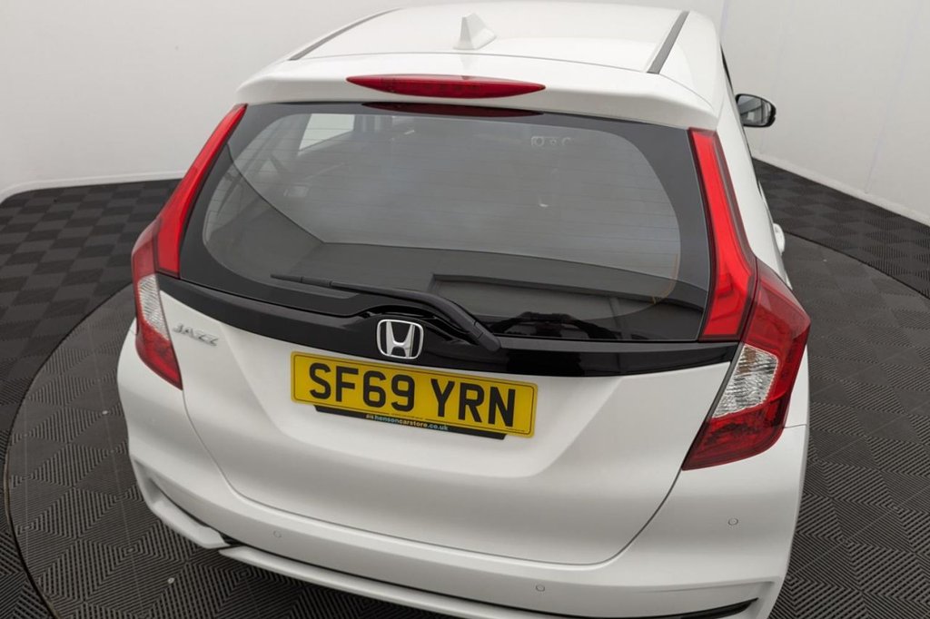 USED 2019 69 HONDA JAZZ 1.3 i-VTEC SE Hatchback 5dr Petrol CVT Euro 6 (s/s) (102 ps) Cruise Control DAB