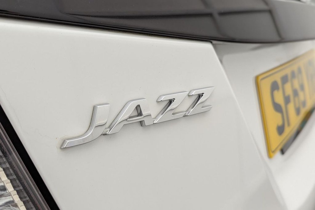 USED 2019 69 HONDA JAZZ 1.3 i-VTEC SE Hatchback 5dr Petrol CVT Euro 6 (s/s) (102 ps) Cruise Control DAB