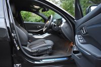 USED 2023 73 BMW 3 SERIES 2.0 330e 12kWh M Sport Touring 5dr Petrol Plug-in Hybrid Auto xDrive Euro 6 (s/s) (292 ps) SAT NAV, HEATED SEATS, TOW BAR