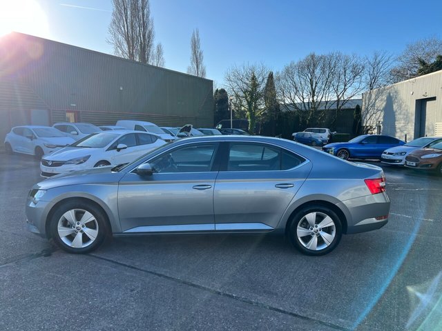 View our SKODA SUPERB