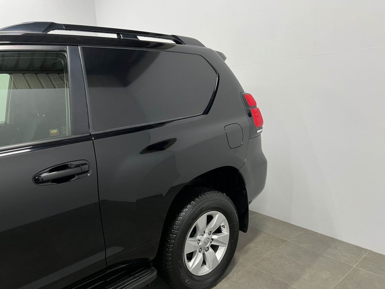 2021 TOYOTA LAND CRUISER 2.8D Active Commercial Auto 3dr 204BHP Full History, Chassis Underseal - vehicle photo 13 for sale on PureCar