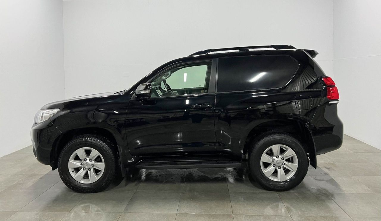 2021 TOYOTA LAND CRUISER 2.8D Active Commercial Auto 3dr 204BHP Full History, Chassis Underseal - vehicle photo 4 for sale on PureCar