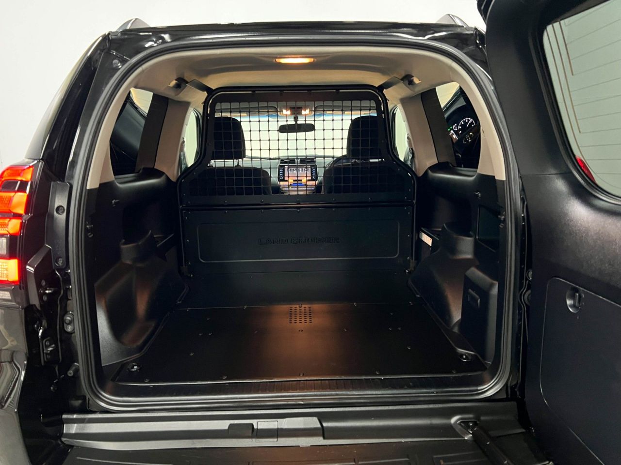 2021 TOYOTA LAND CRUISER 2.8D Active Commercial Auto 3dr 204BHP Full History, Chassis Underseal - vehicle photo 33 for sale on PureCar