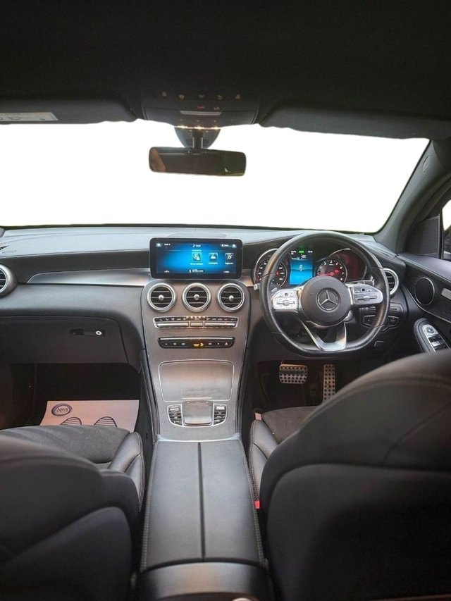 2020 Mercedes-Benz GLC - Photo 7