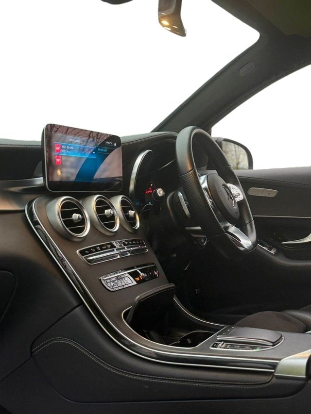 2020 Mercedes-Benz GLC - Photo 8