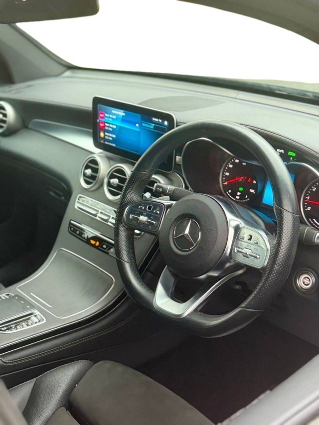 2020 Mercedes-Benz GLC - Photo 9