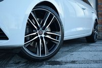 USED 2020 20 SEAT LEON 2.0 TSI Cupra 300 Estate 5dr Petrol DSG 4Drive Euro 6 (s/s) (300 ps) SCORPION EXHAUST / 2 OWNER
