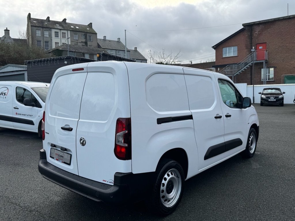 USED 2021 70 VAUXHALL COMBO 1.5 Turbo D 2300 Dynamic Panel Van 4dr Diesel Manual L2 H1 Euro 6 (100 ps) P SENSORS**AIR CON**BLUETOOTH