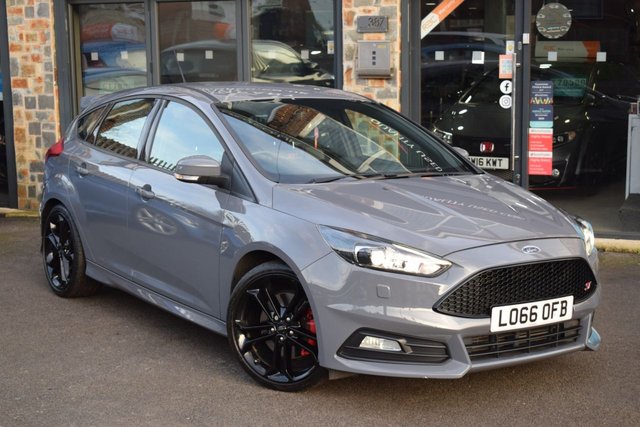 2017 66 Ford Focus 2.0T EcoBoost ST-3 Hatchback 5dr Petrol Manual Euro 6 (s/s) (250 ps)