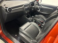 USED 2020 20 MG MG ZS 1.5 VTi-TECH Exclusive SUV 5dr Petrol Manual Euro 6 (s/s) (106 ps) Leather/ Sat Nav/ Rear Camera