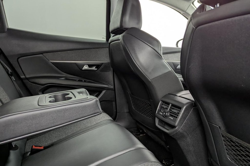 USED 2020 70 PEUGEOT 3008 1.2 PureTech Allure SUV 5dr Petrol Manual Euro 6 (s/s) (130 ps) Apple Car Play Half Leather
