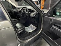 USED 2017 17 LAND ROVER DISCOVERY 5 3.0 TD V6 First Edition SUV 5dr Diesel Auto 4WD Euro 6 (s/s) (258 ps) RARE FIRST EDITION - SILICONE SILVER - 7 SERVICES TO 71K - LOW OWNERS - GLASS PANORAMIC ROOF - HEATED AND COOLED FRONT + REAR SEATS - 360 CAMERAS - EBONY LEATHER INTERIOR - SIDE STEPS