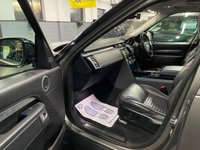 USED 2017 17 LAND ROVER DISCOVERY 5 3.0 TD V6 First Edition SUV 5dr Diesel Auto 4WD Euro 6 (s/s) (258 ps) RARE FIRST EDITION - SILICONE SILVER - 7 SERVICES TO 71K - LOW OWNERS - GLASS PANORAMIC ROOF - HEATED AND COOLED FRONT + REAR SEATS - 360 CAMERAS - EBONY LEATHER INTERIOR - SIDE STEPS