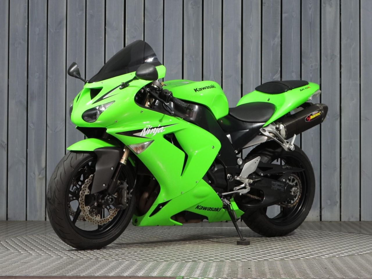 ニーナ 2007 KAWASAKI NINJA ZX-10R GREEN with 14424 miles - Used