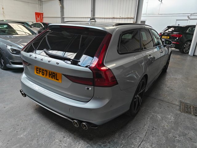 2017 67 Volvo V90 2.0 D5 PowerPulse R-Design Estate 5dr Diesel Auto AWD Euro 6 (s/s) (235 ps)