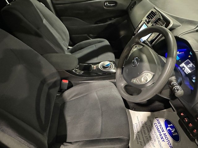 View our NISSAN LEAF