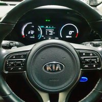 USED 2022 22 KIA NIRO 64kWh 2 SUV 5dr Electric Auto (201 bhp) GENUINE MILEAGE AUTOMATIC