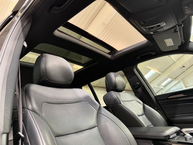 View our MERCEDES-BENZ GLS