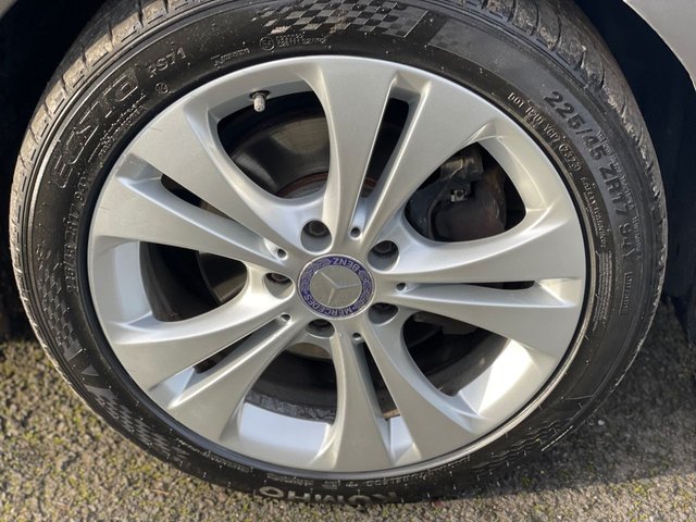 2017 Mercedes-Benz B-Class 2.1L Sport 5dr - Photo 7