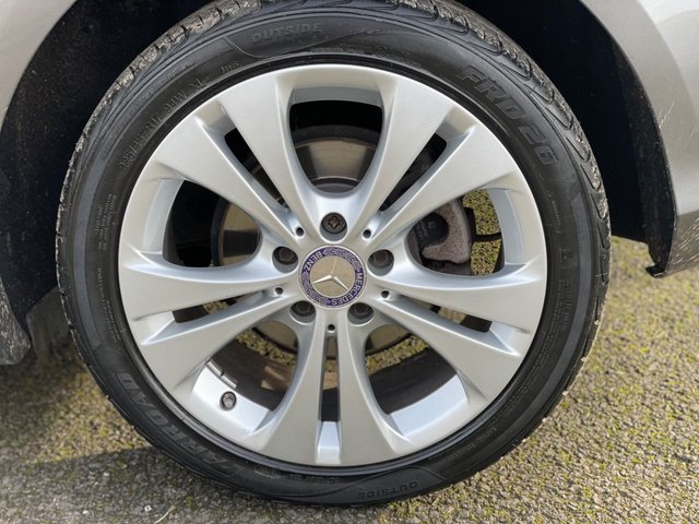 2017 Mercedes-Benz B-Class 2.1L Sport 5dr - Photo 9